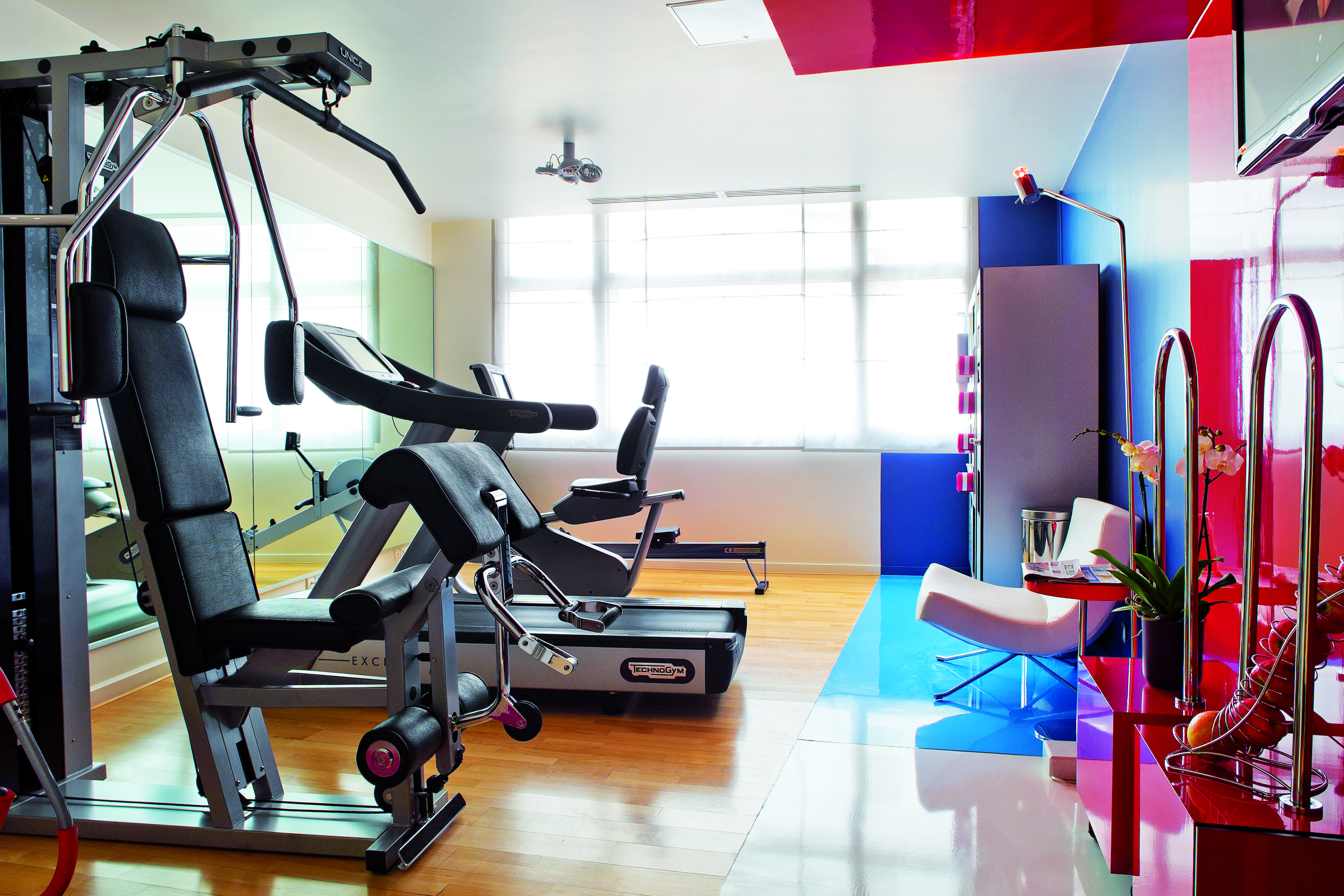 Nest Paris La Defense - Mgallery Puteaux Luaran gambar A gym at a hotel