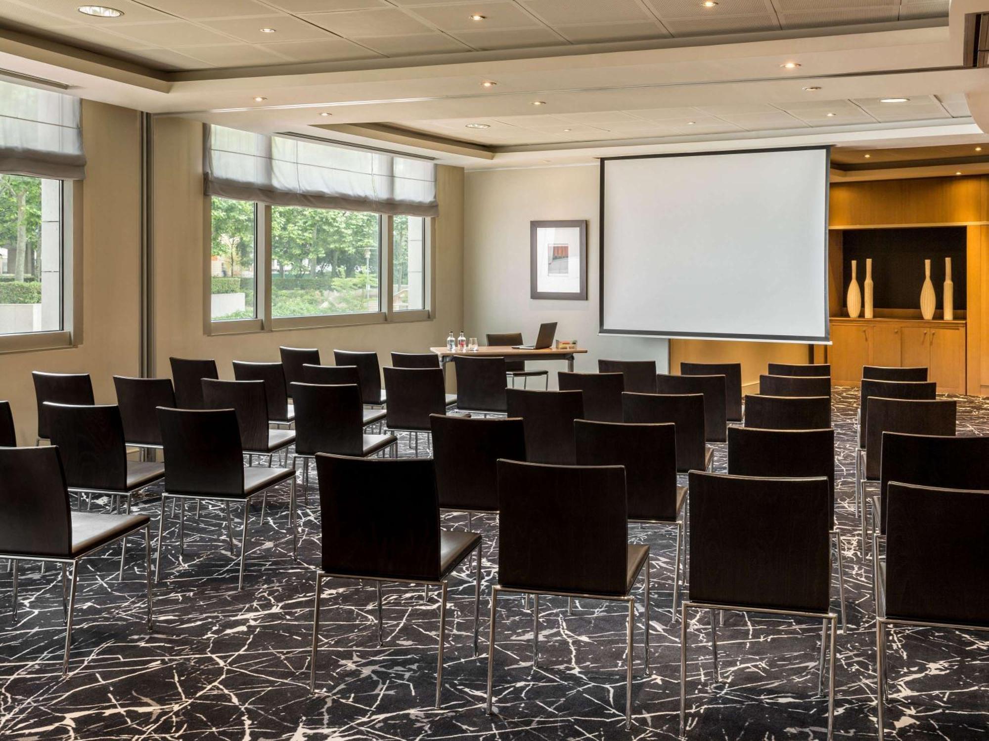Nest Paris La Defense - Mgallery Puteaux Luaran gambar Meeting room
