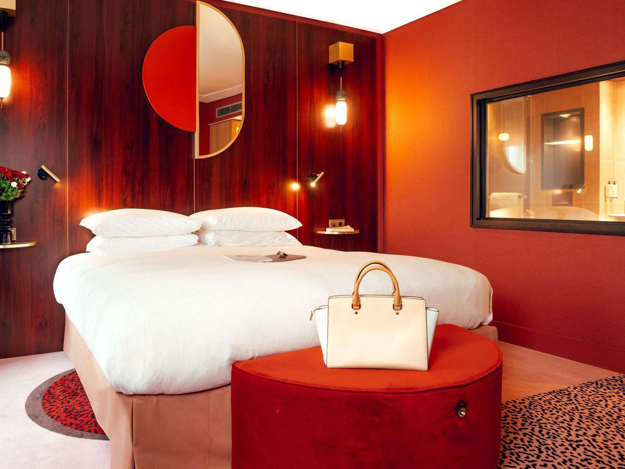 Nest Paris La Defense - Mgallery Puteaux Luaran gambar A room at the Mandarin Oriental Paris